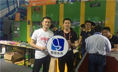 新凱嘉機器再升級，發(fā)泡成型減少工序省人力，產(chǎn)品更時尚